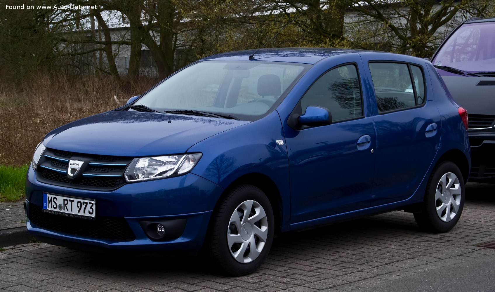 dacia sandero 2012