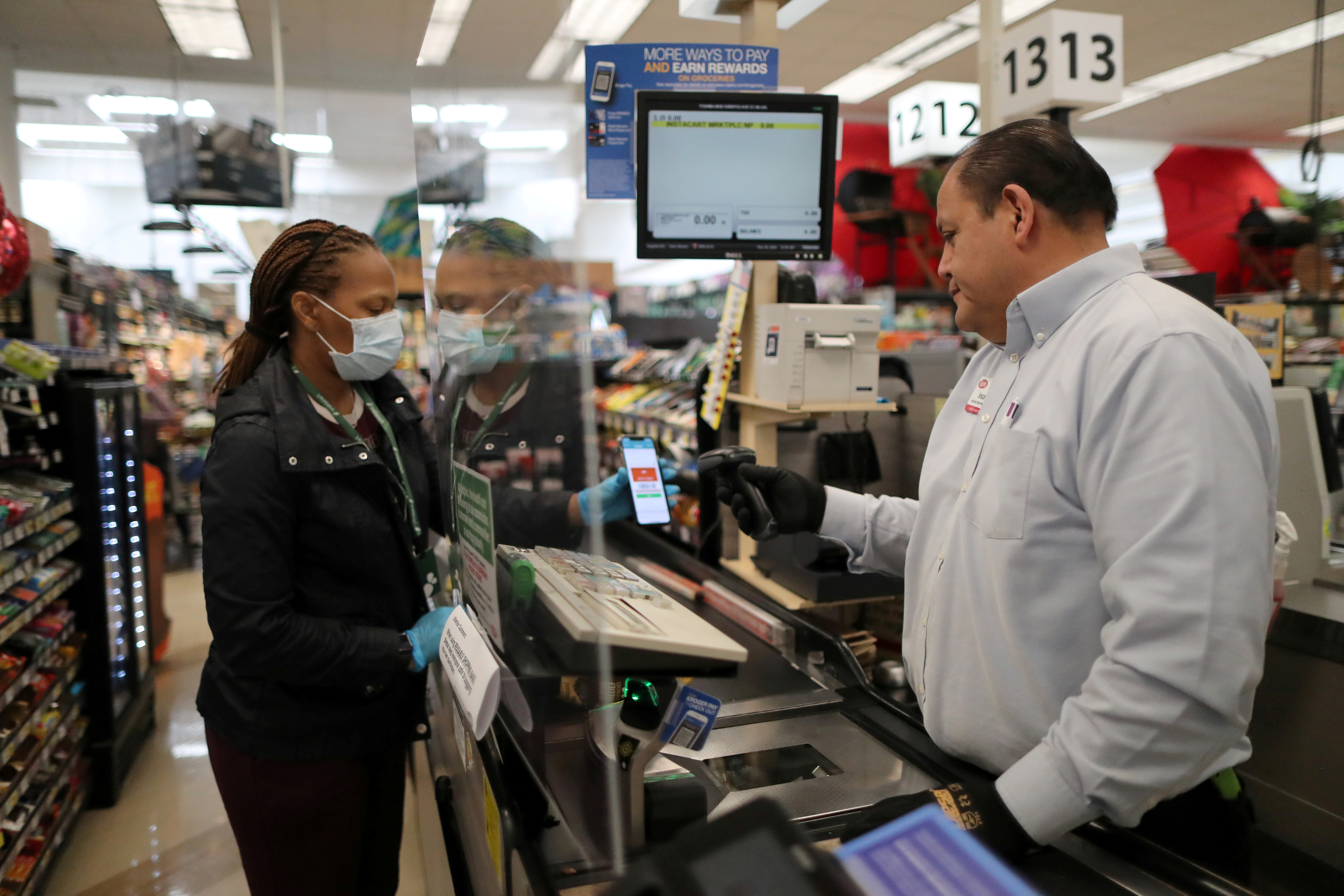 harris teeter cashier pay