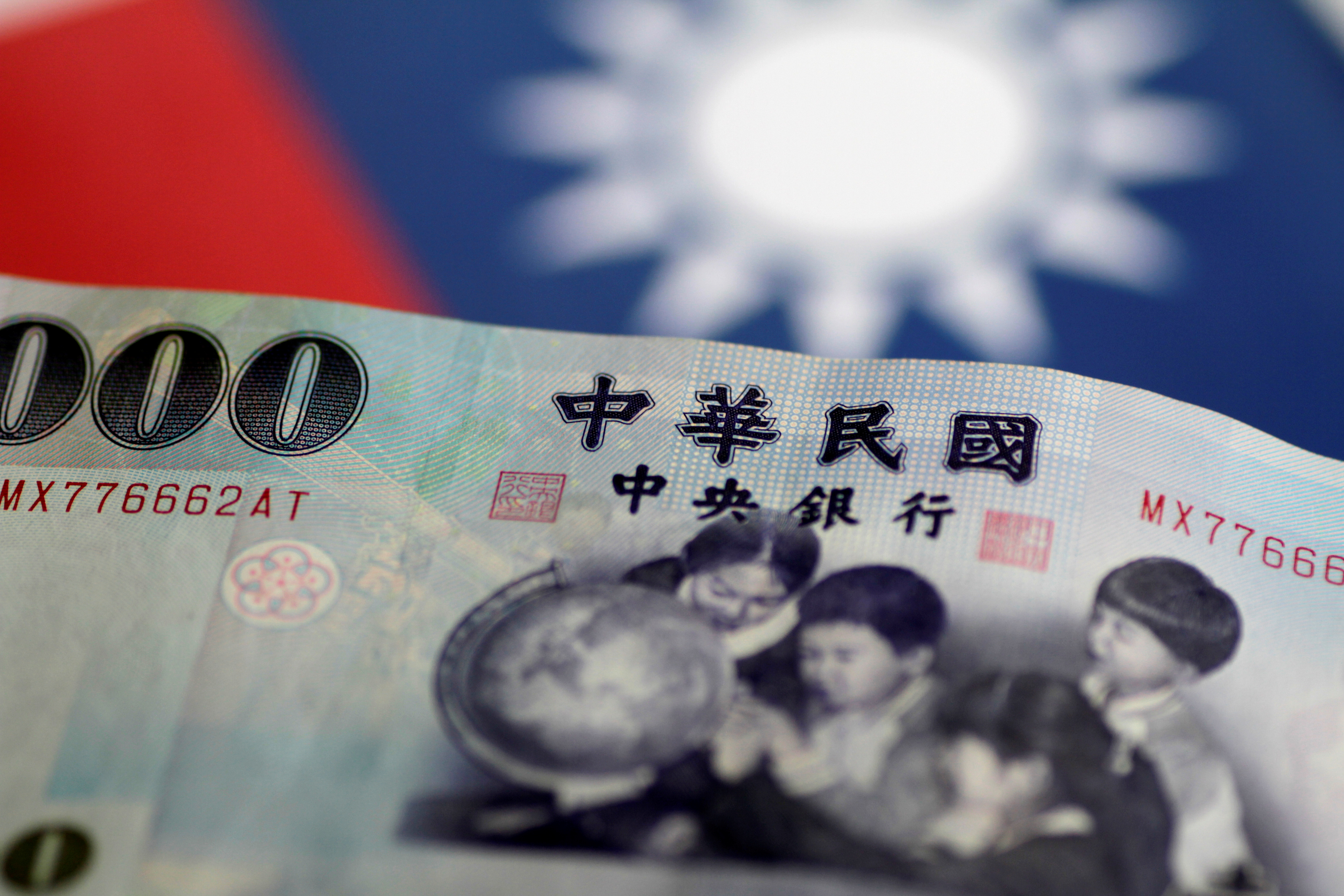 taiwan dollar to us