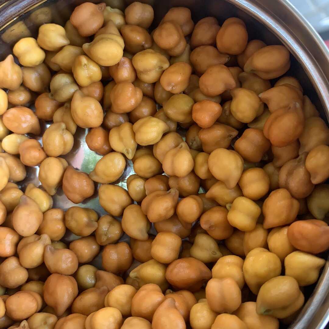 100 gm boiled chickpeas nutrition