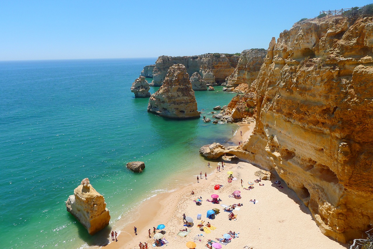 praia da marinha restaurant