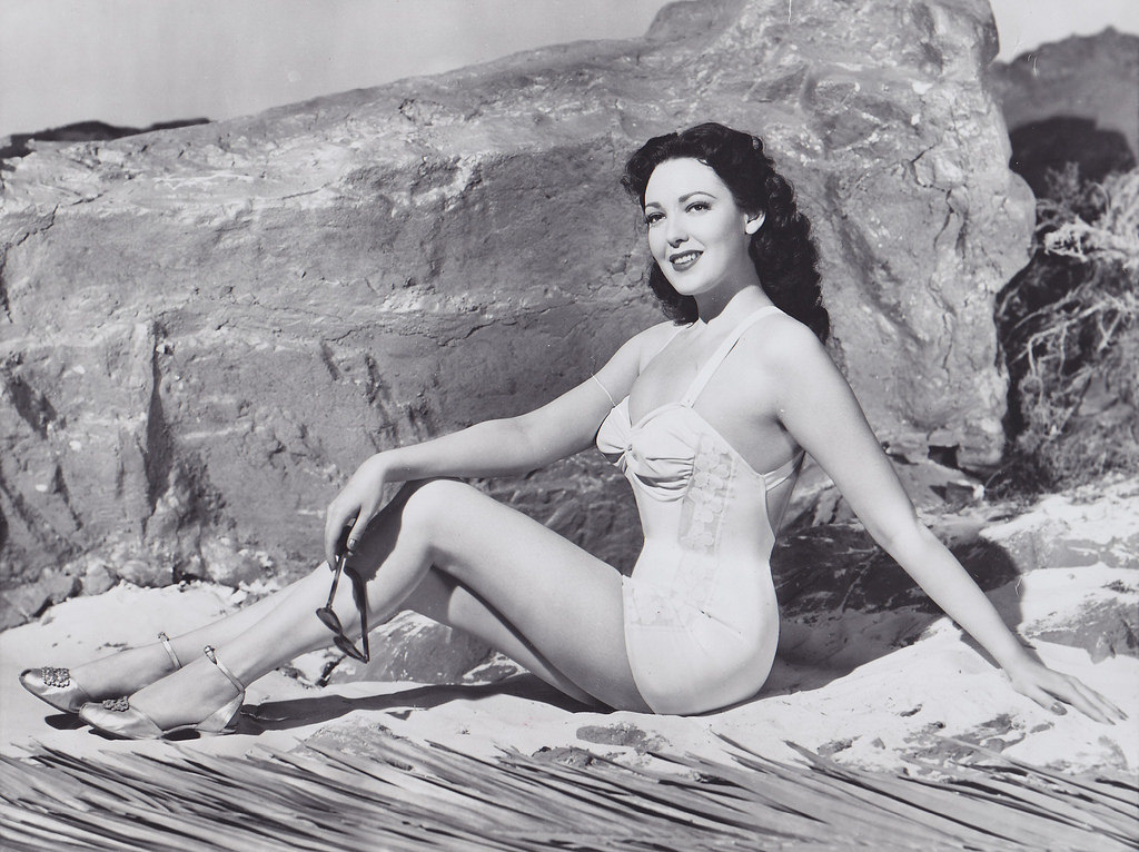 linda darnell nude