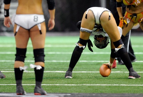 naked female footballers