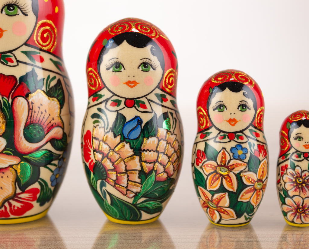 russian stacking dolls meaning