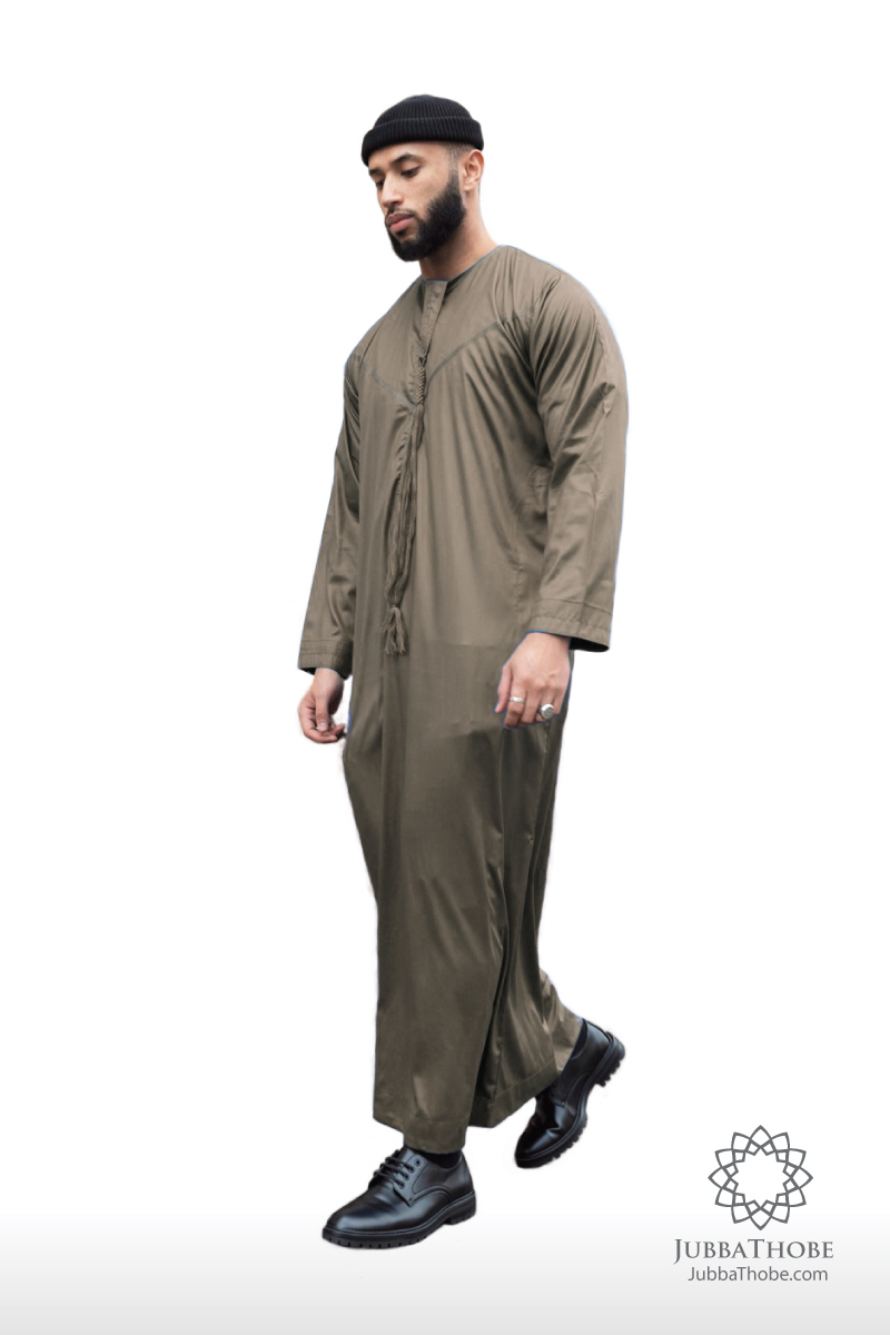 emirati jubba