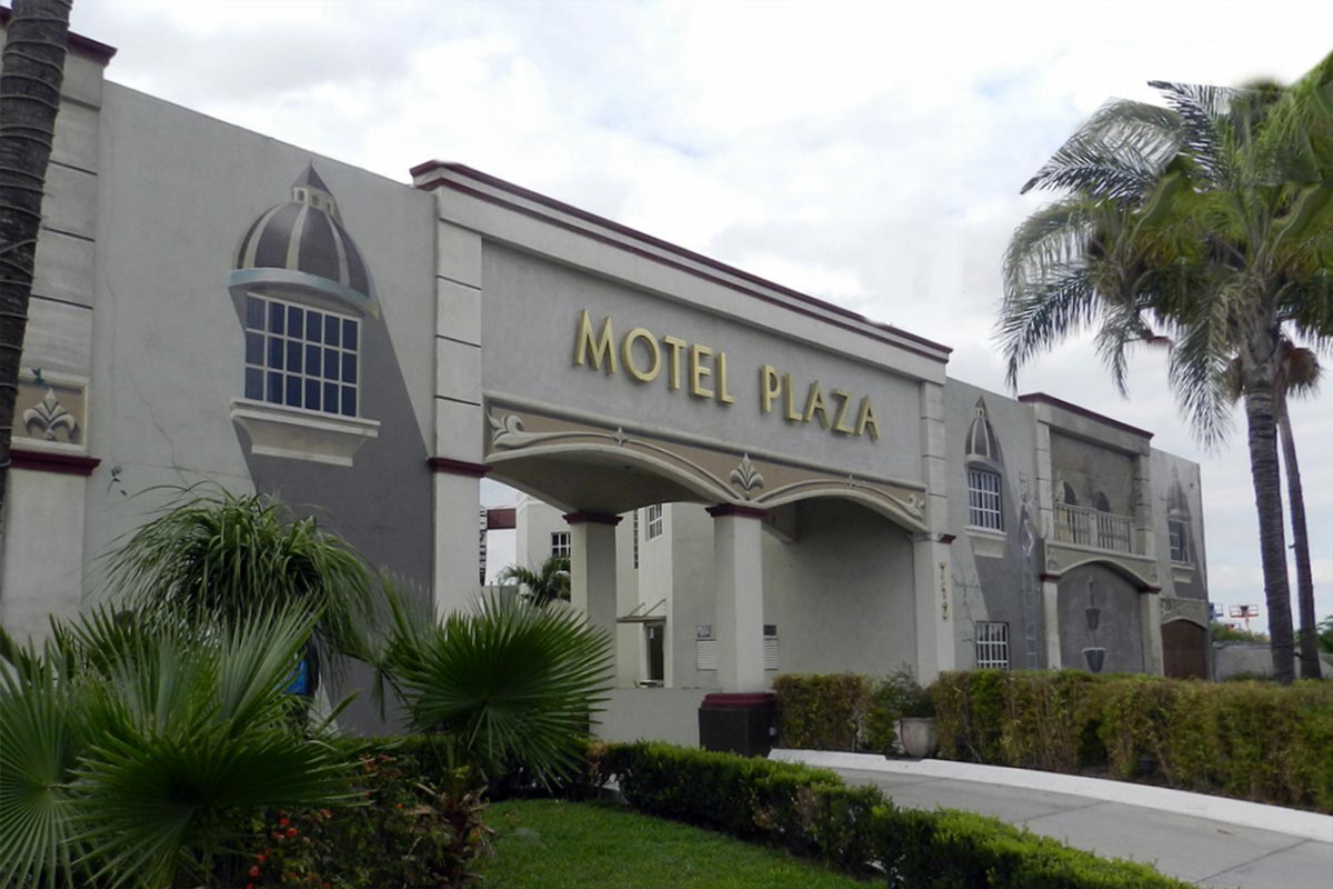 motel cerca de plaza universidad