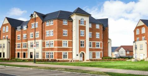 2 bedroom flat for sale in aldershot