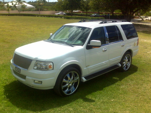 2004 ford expedition specs