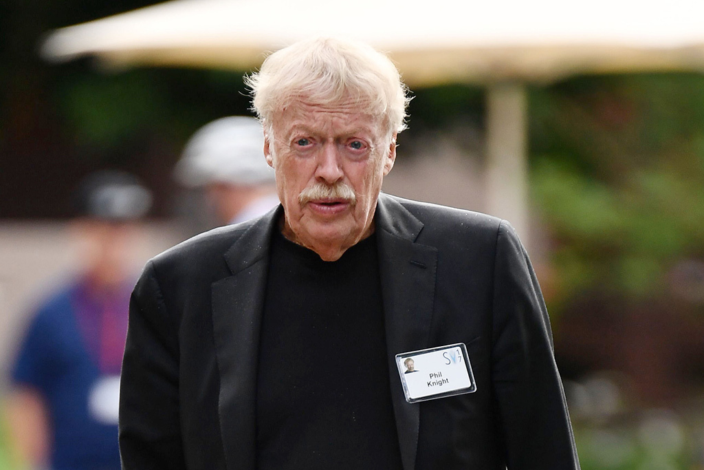 phil knight wikipedia