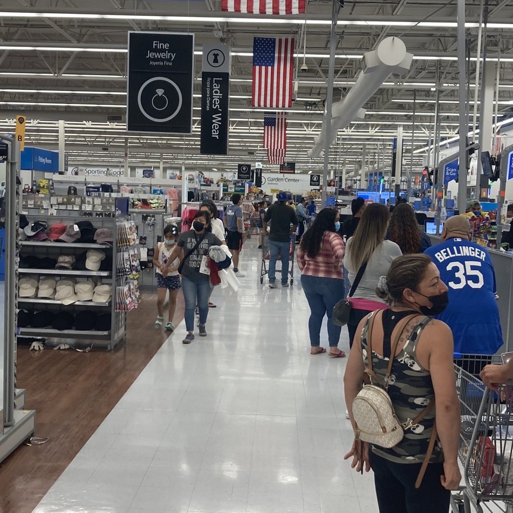 walmart on carson st and paramount