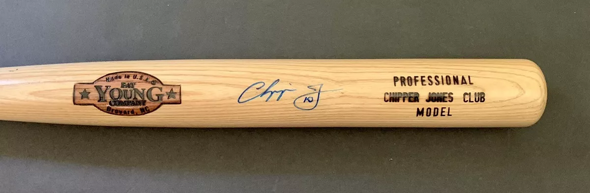 chipper jones autographed bat