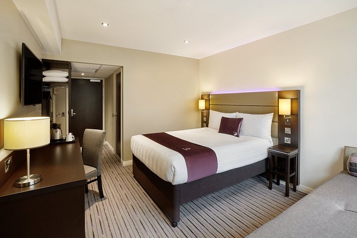 premier inn manchester arena