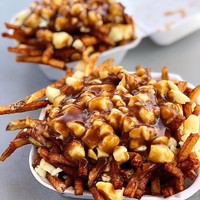 pongs poutine