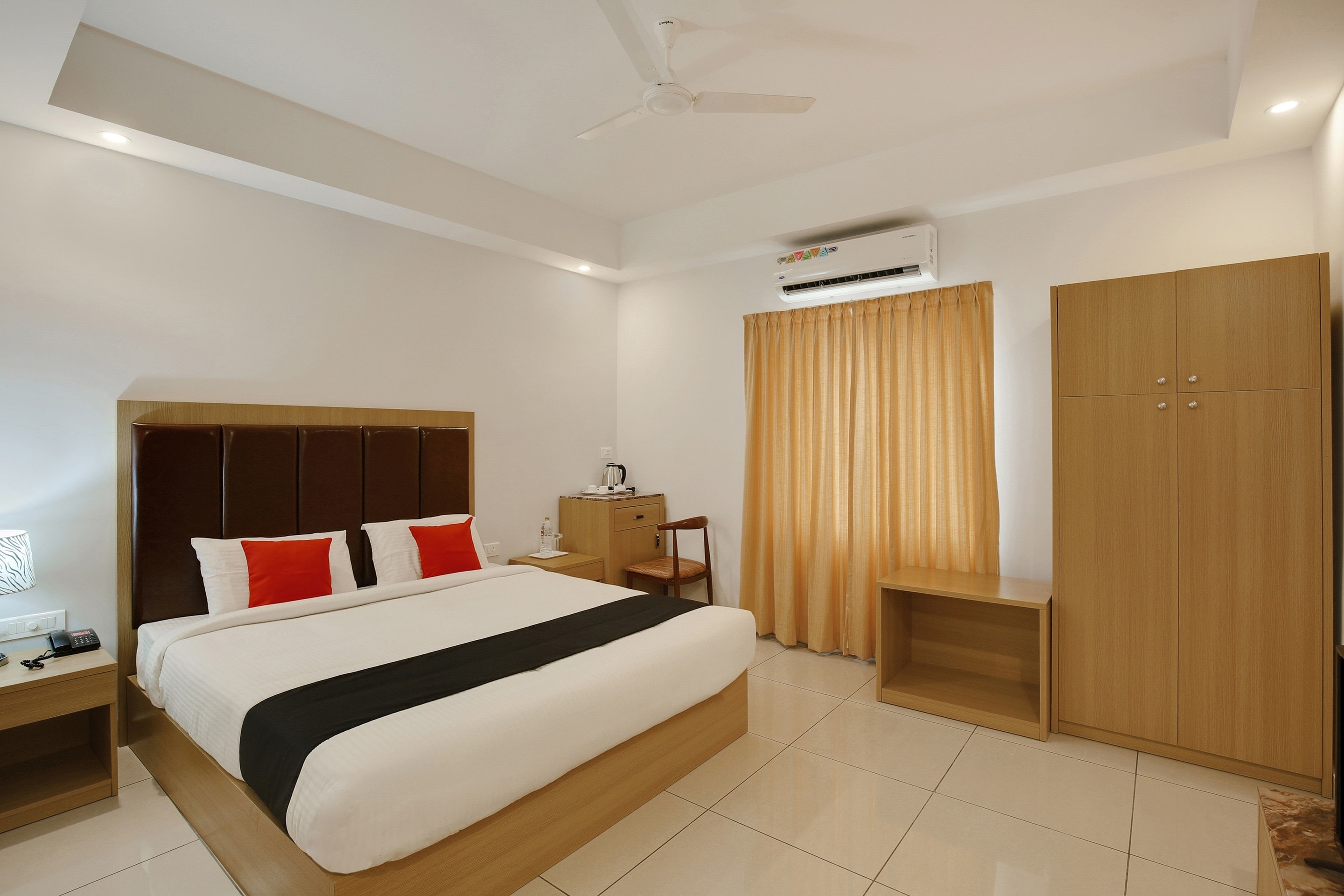 oyo rooms ernakulam