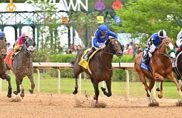 oaklawn park entries and results