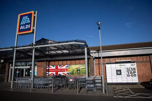 aldi closing time saturday