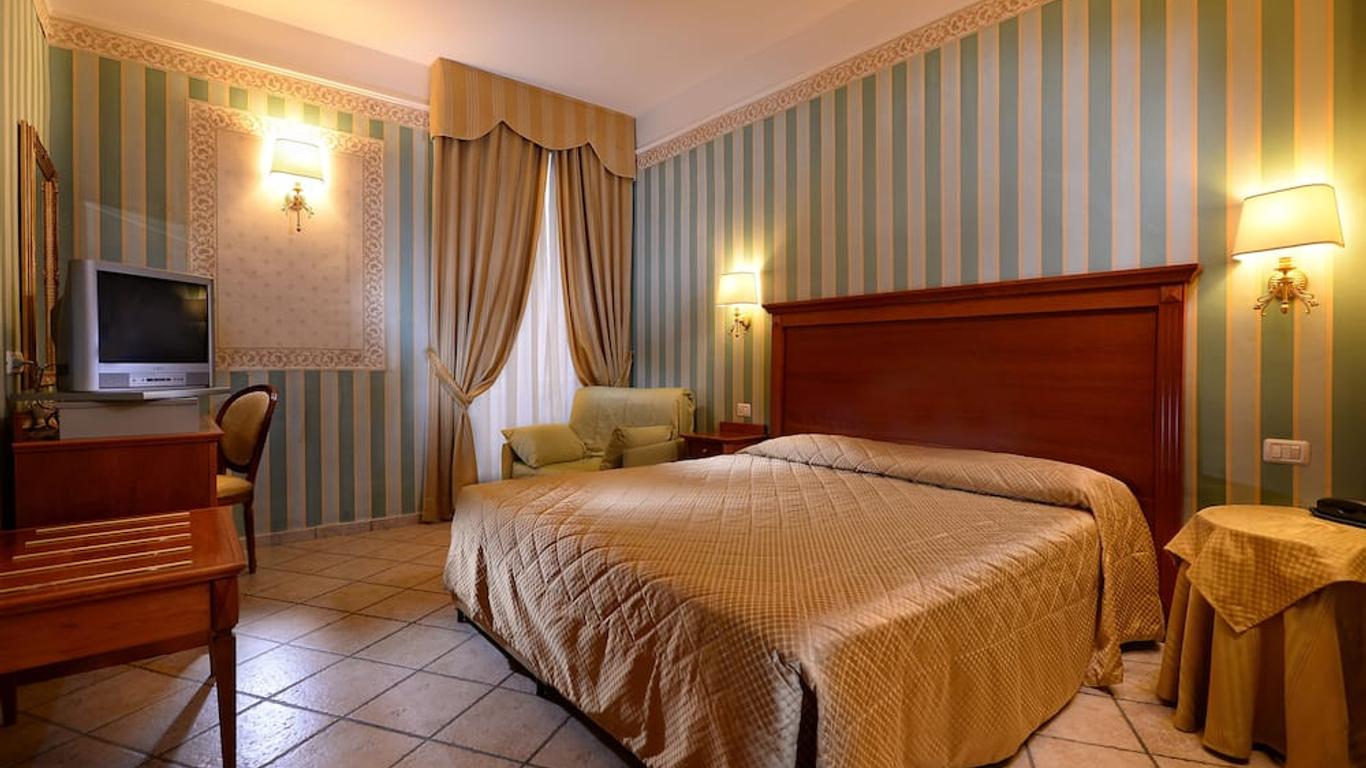 hotel golden rome