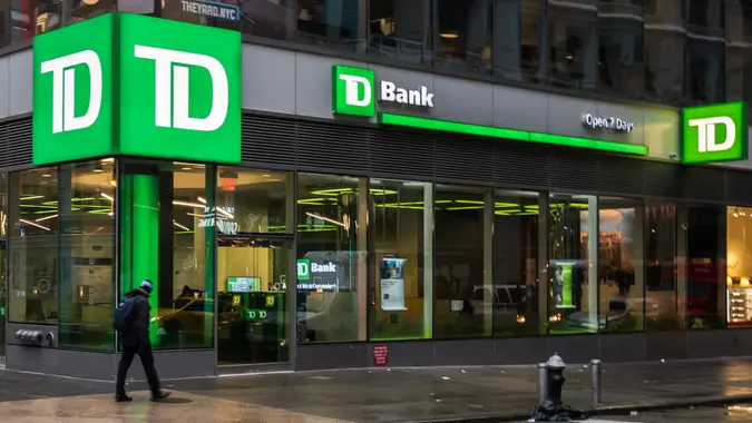 banking hours td bank