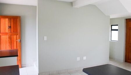 1 bedroom flat to rent in east london south africa