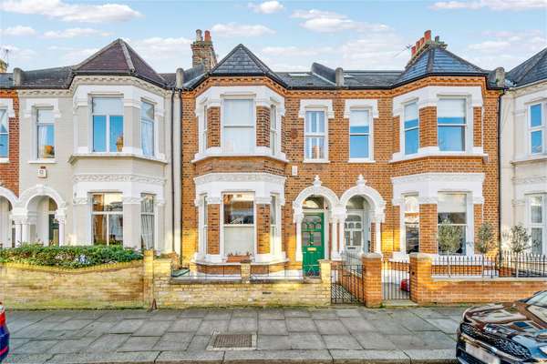 homes for sale in earlsfield