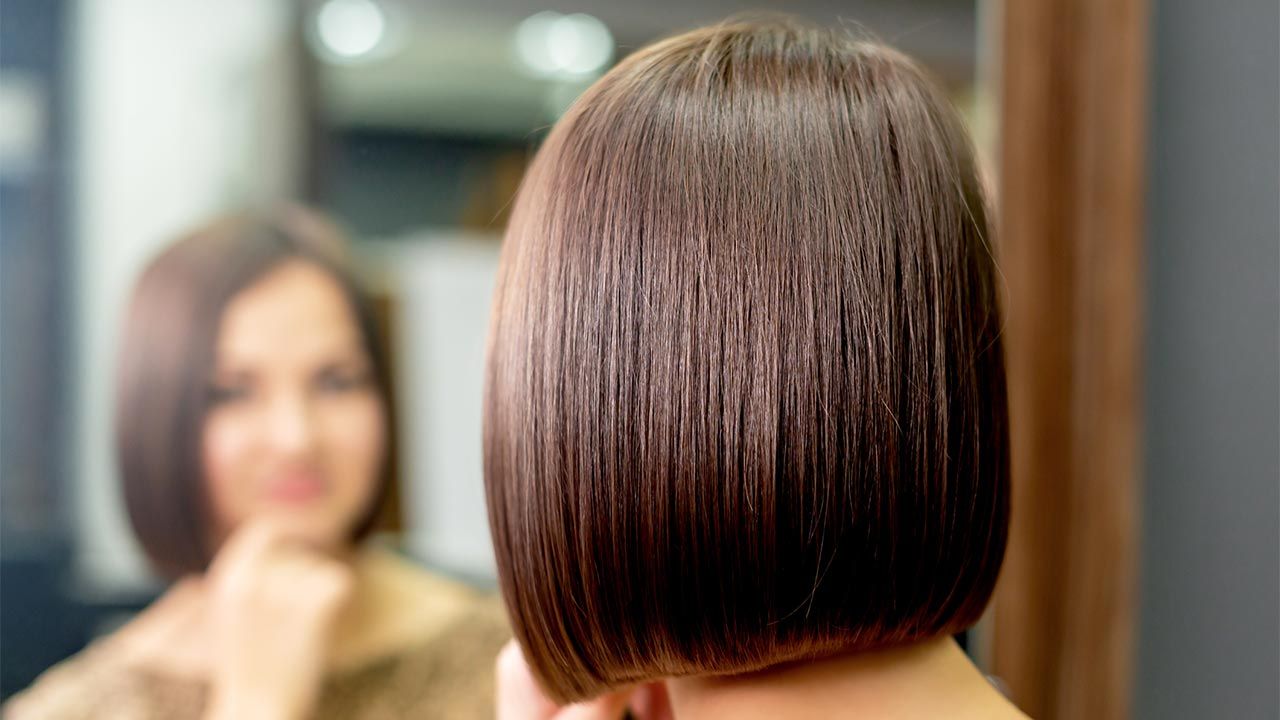 cortes de pelo corto para mujer de cara redonda