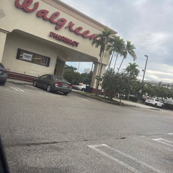 walgreens pharmacy 33033