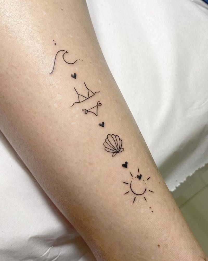 tatuaje mar minimalista