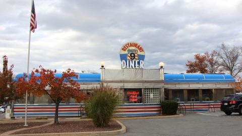 rt 9 diner hadley ma