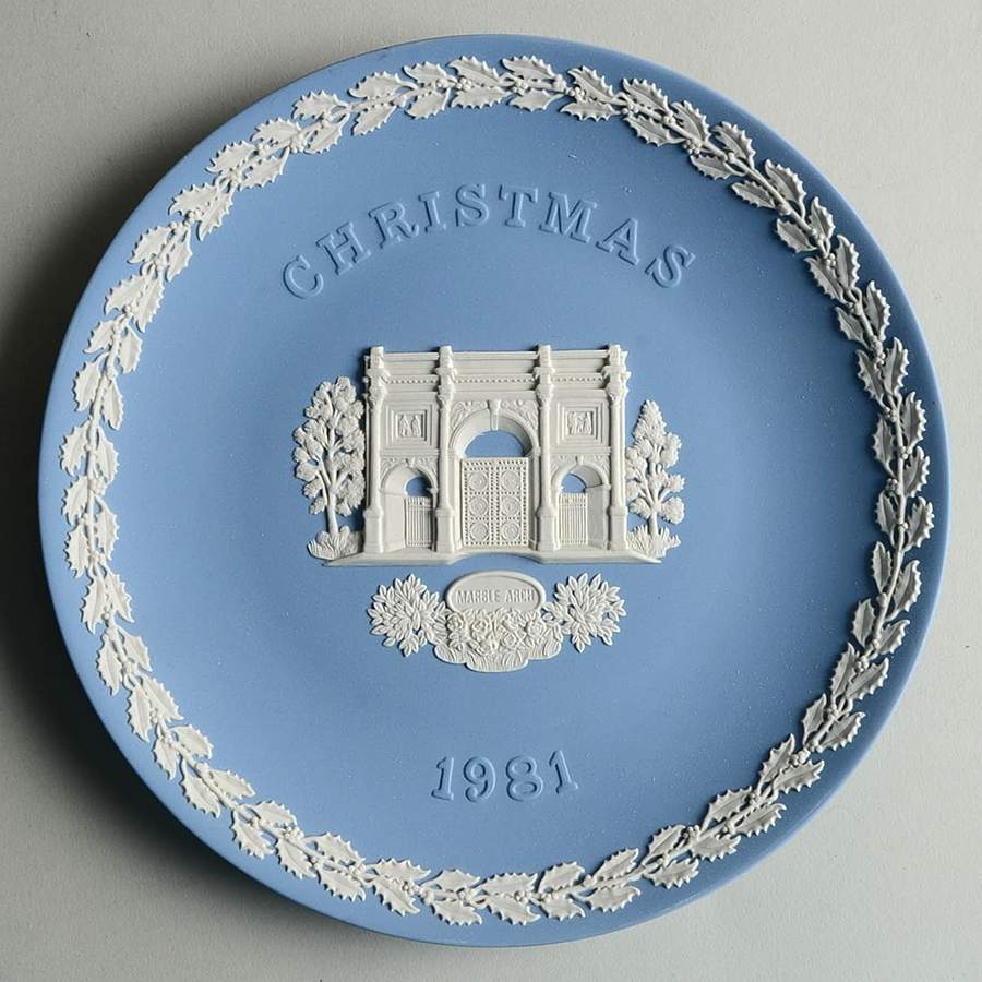 wedgwood plates