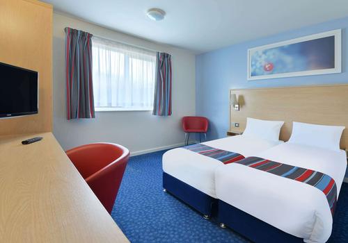 travelodge exeter city centre