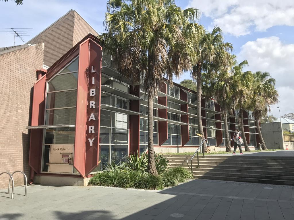 mona vale library