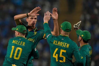 sa v nz live score