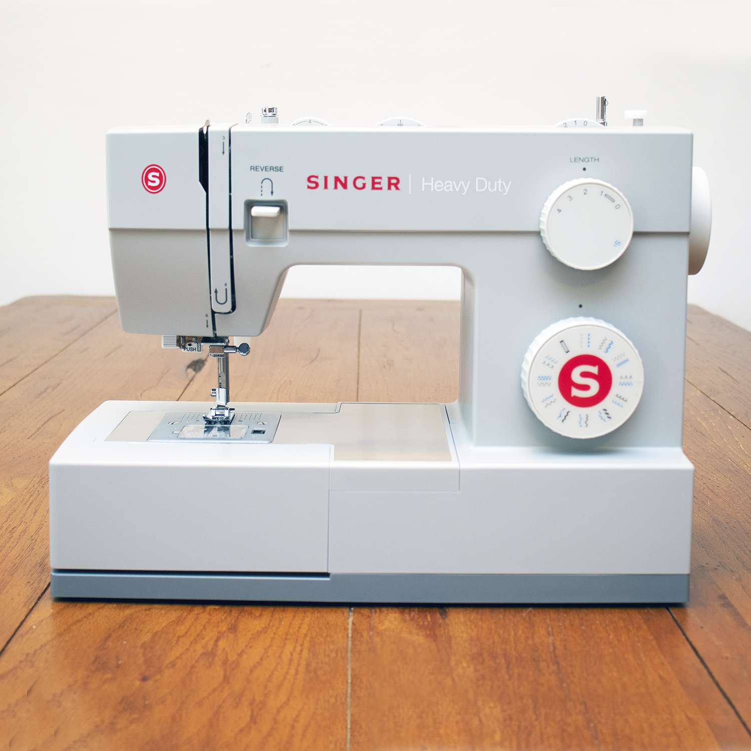 singer heavy duty 4423 sewing machine