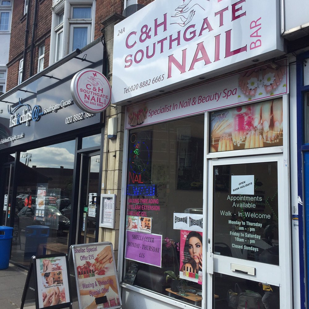 nail bars in enfield