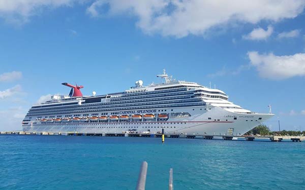 carnival splendor location