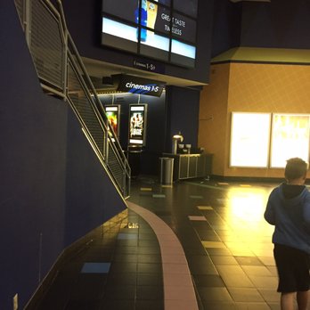 cineplex westhills