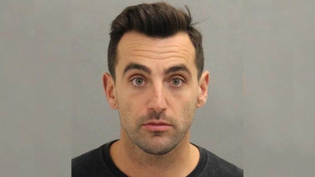 hedley lead singer jail