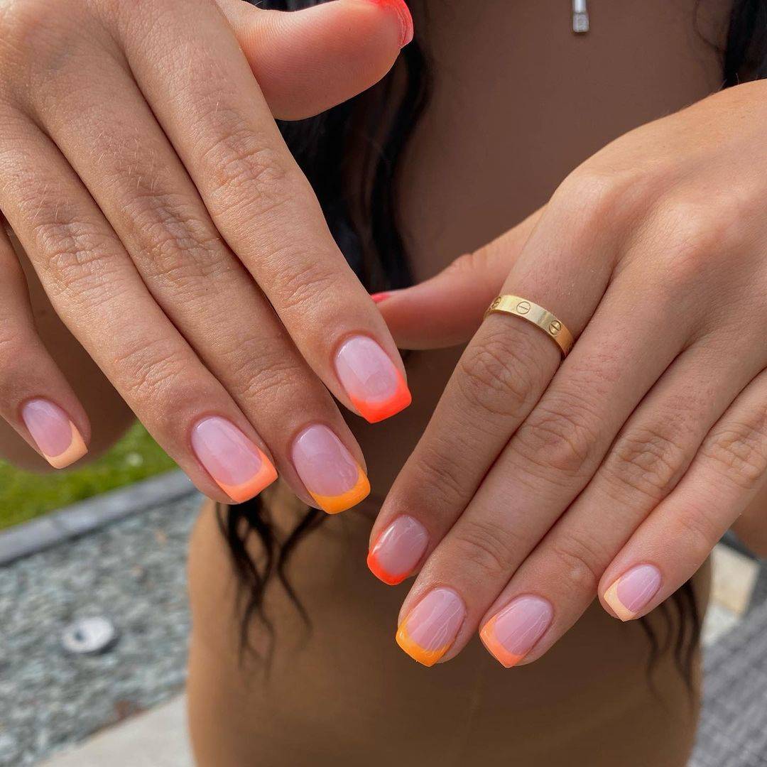 manicura francesa naranja fluor