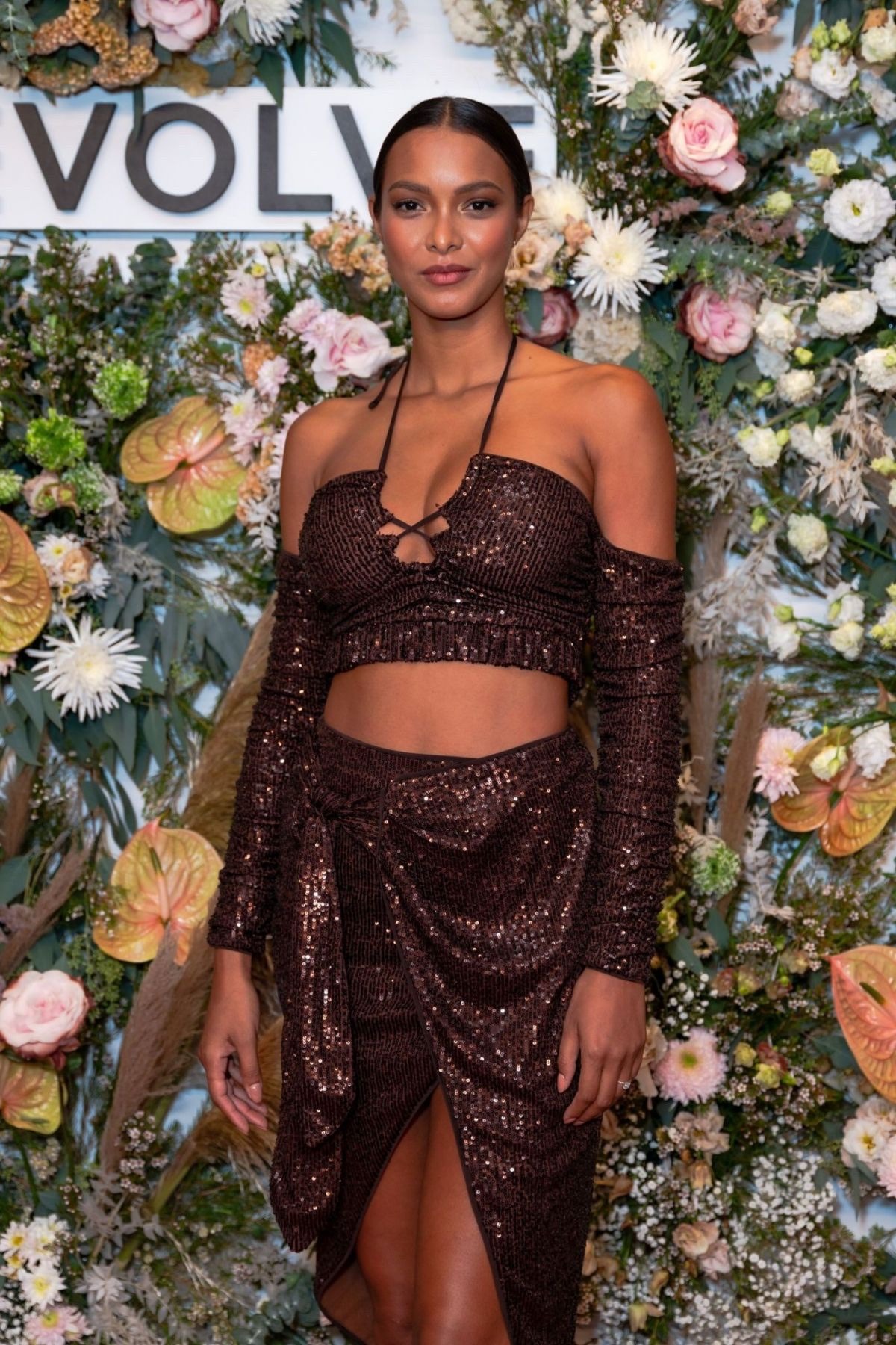 lais ribeiro gallery