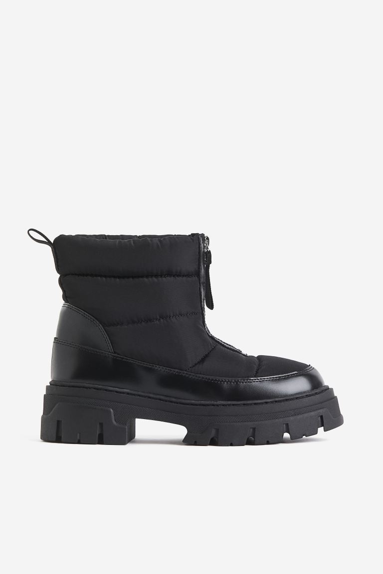 black boots h&m