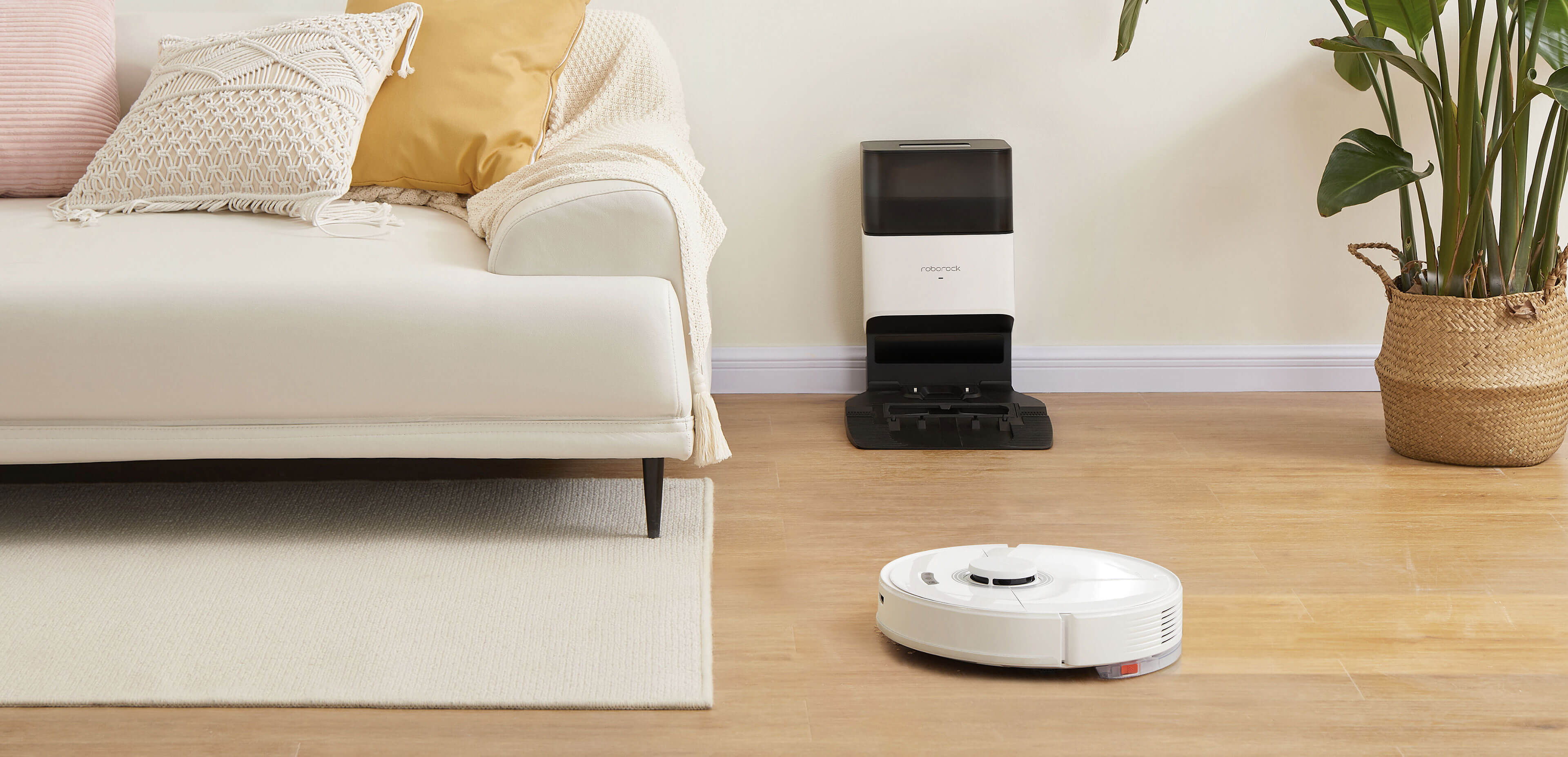 roborock q7 max+ robot vacuum