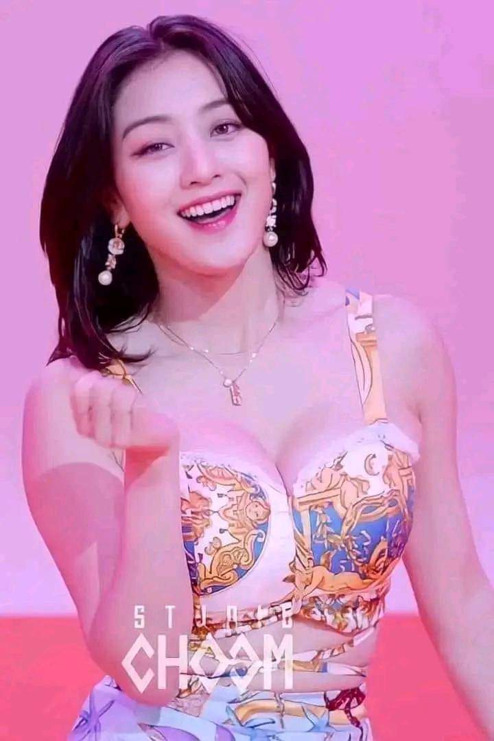 jihyo sexy