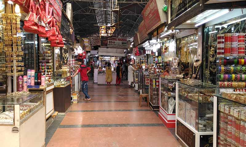 aminabad market open today