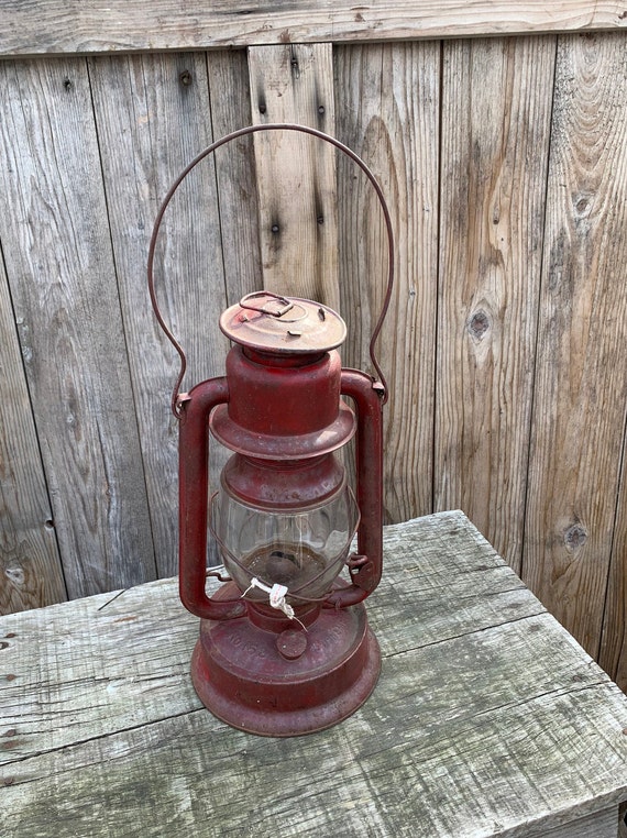 antique kerosene lanterns