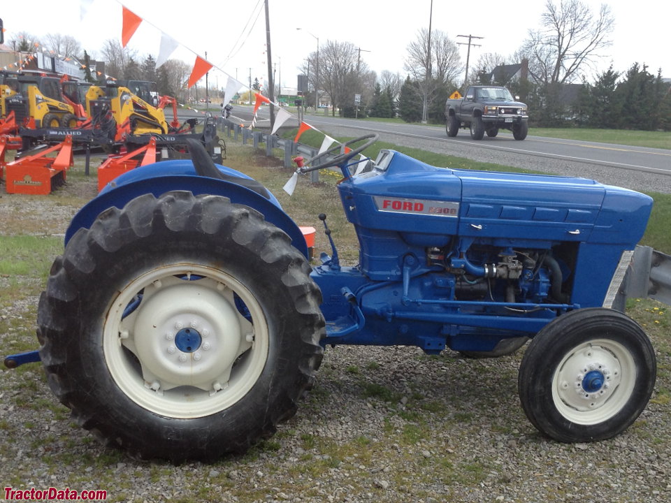 1972 ford 2000 tractor