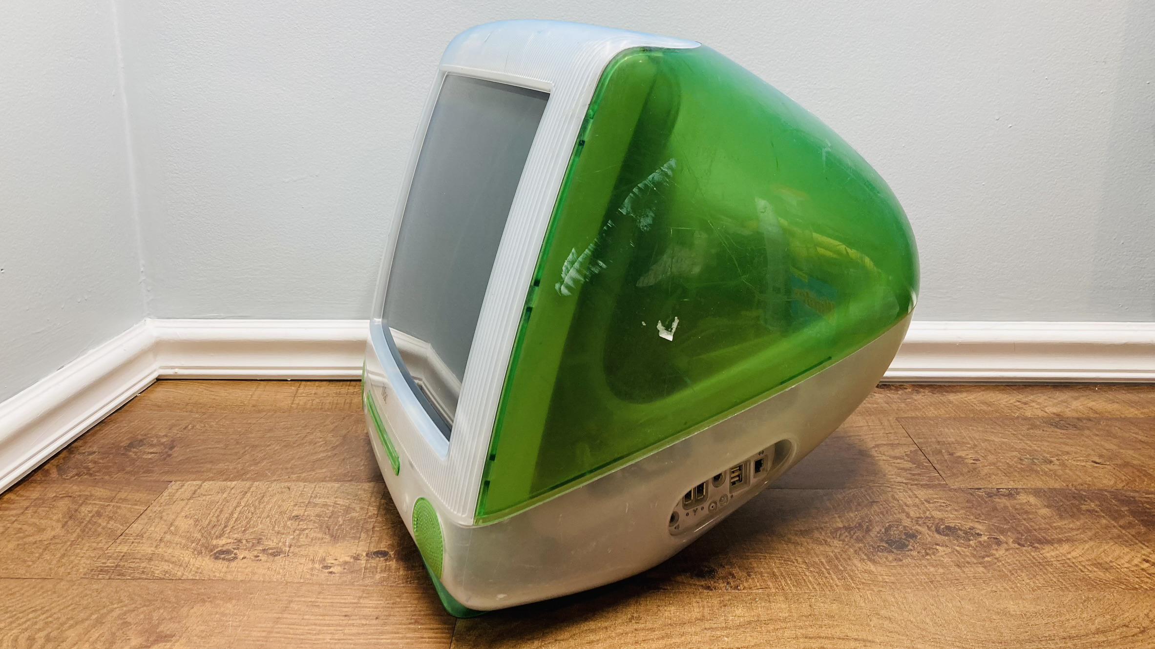 imac g3 green