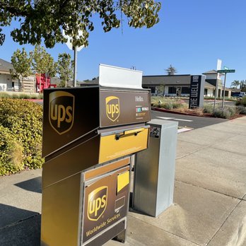 ups drop box locations near me