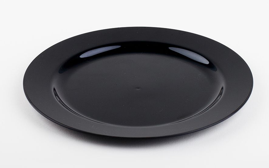 black plastic plates