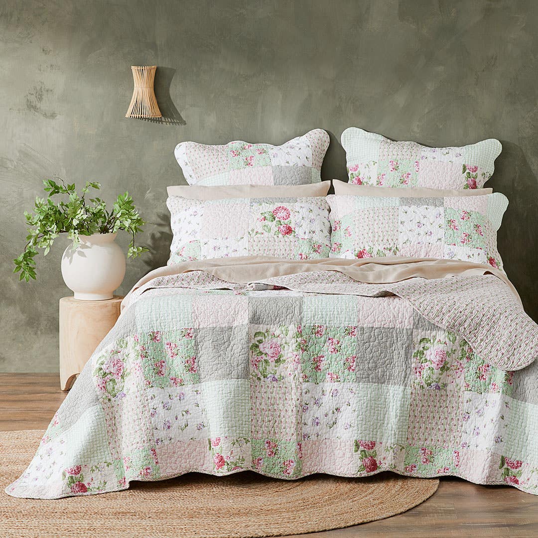 quilted bedspread pink