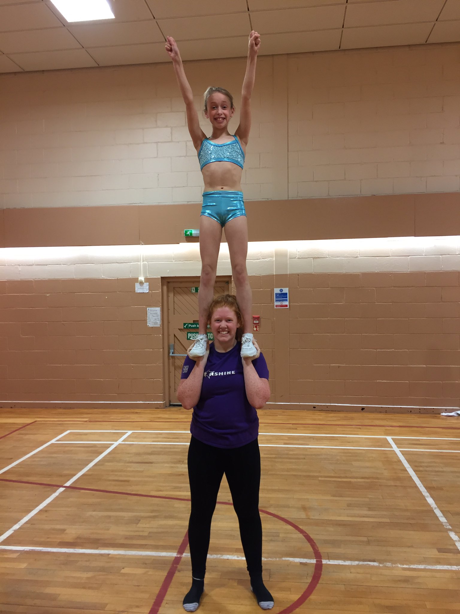 two person stunts cheerleading